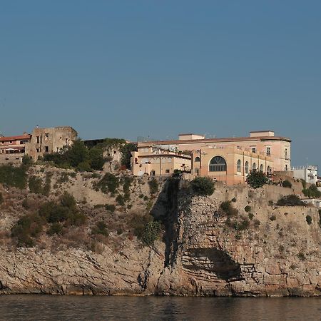 Sunrise Guest House Гаета Екстер'єр фото