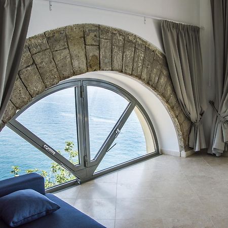 Sunrise Guest House Гаета Екстер'єр фото
